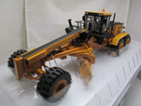 1:50 Caterpillar Cat 24M Engineering Machinery Vehicles Diecast Model