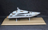 Mondo Marine 1/500 yacht plastic model with base