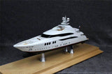 Mondo Marine 1/500 yacht plastic model with base