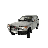 1/18 Mitsubishi Pajero SUV Car Alloy Model